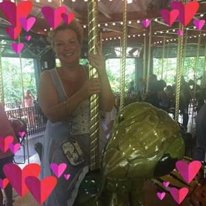 Meet your Posher, Brenda